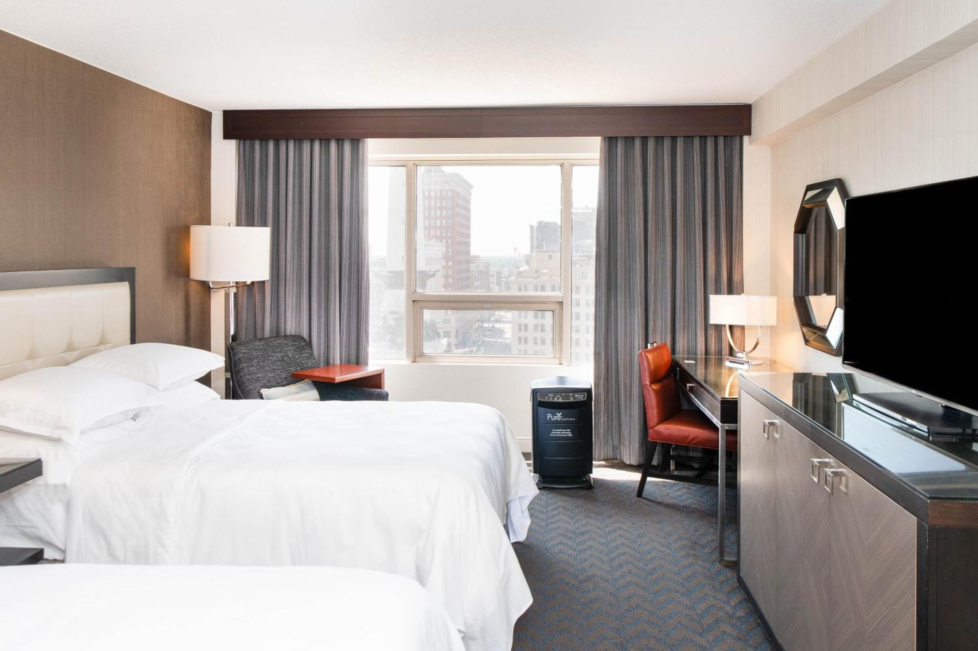 Sheraton Indianapolis City Centre Hotel Esterno foto
