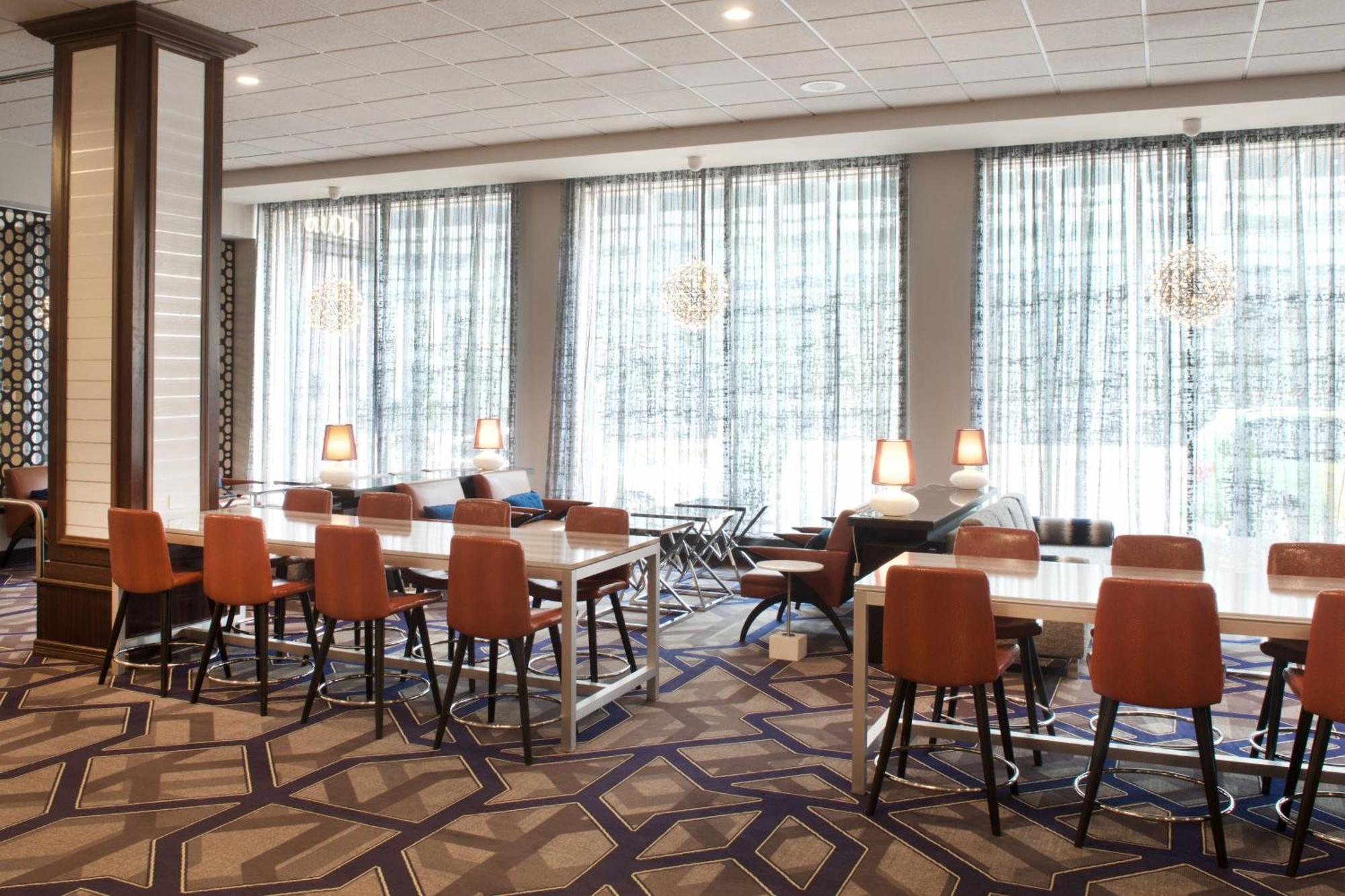 Sheraton Indianapolis City Centre Hotel Esterno foto